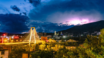 攀枝花炳草崗大橋雷暴